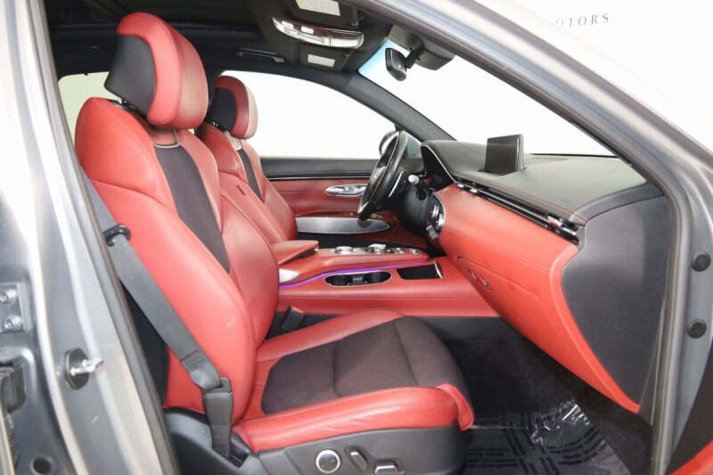 2023 Genesis GV70 2.5T Standard