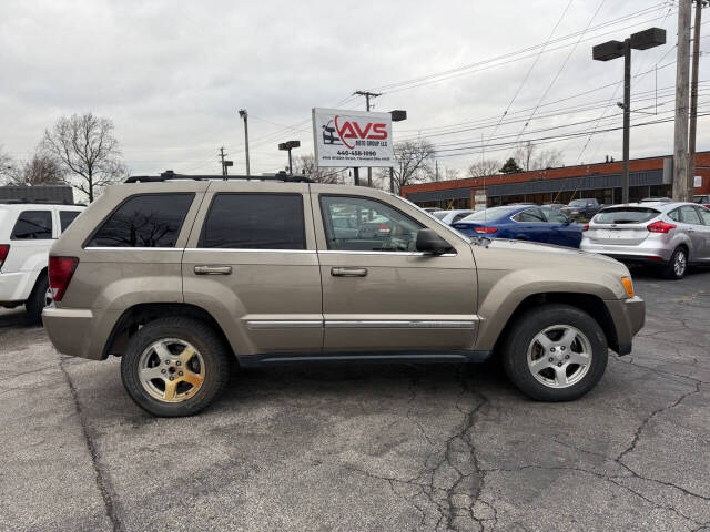 2005 Jeep Grand Cherokee Limited photo 4