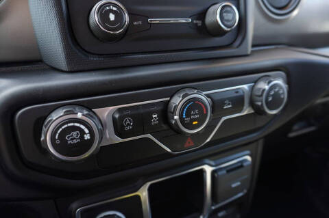 2021 Jeep Gladiator Willys