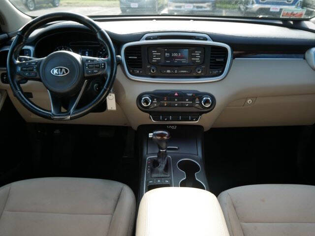 2016 Kia Sorento LX