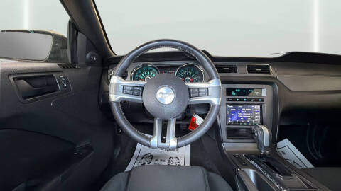 2014 Ford Mustang V6