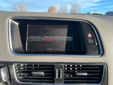 2011 Audi Q5 2.0T quattro Premium Plus