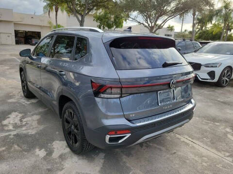 2025 Volkswagen Taos SE