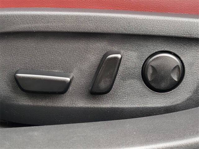 2024 Mazda Mazda3 Sedan 2.5 S Carbon Edition