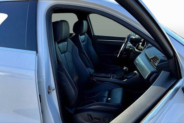 2019 Audi Q3 quattro S line Prem Plus 45 TFSI