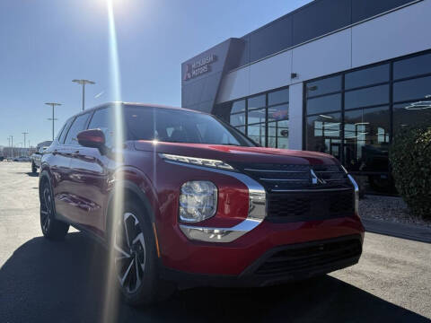 2022 Mitsubishi Outlander ES