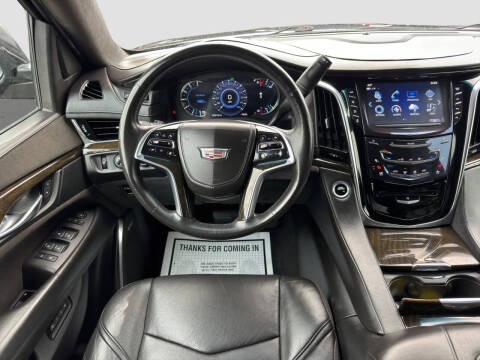 2017 Cadillac Escalade Platinum