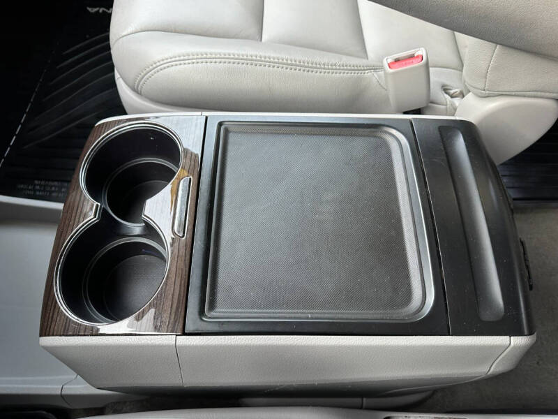 2019 Toyota Sienna XLE 7-Passenger