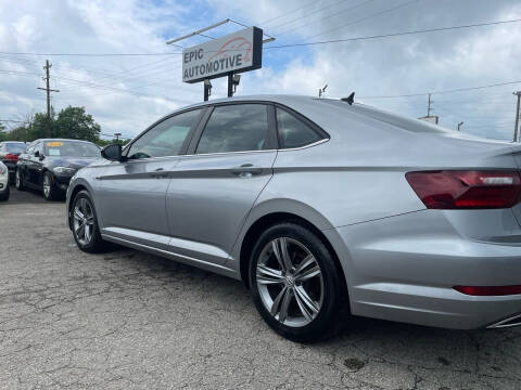 2020 Volkswagen Jetta R-Line