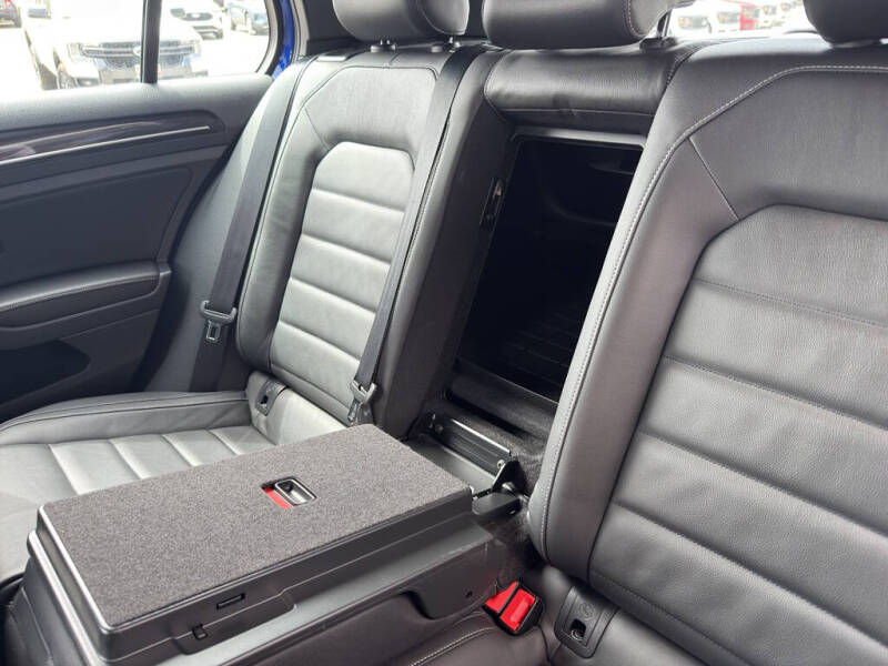 2015 Volkswagen Golf R 4Motion