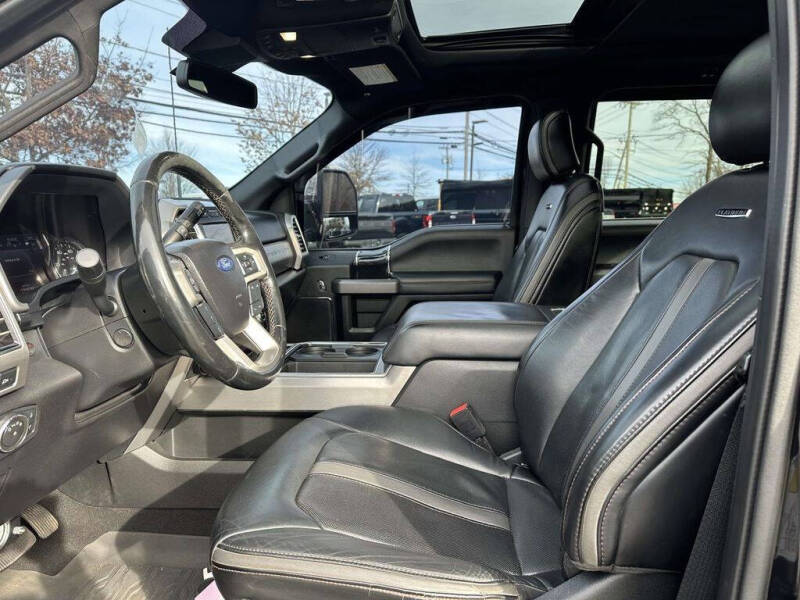 2021 Ford F-450 Super Duty Platinum