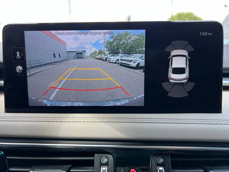 2023 Genesis G70