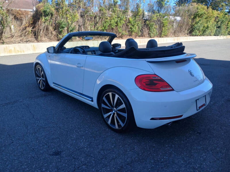 2014 Volkswagen Beetle Convertible R-Line PZEV