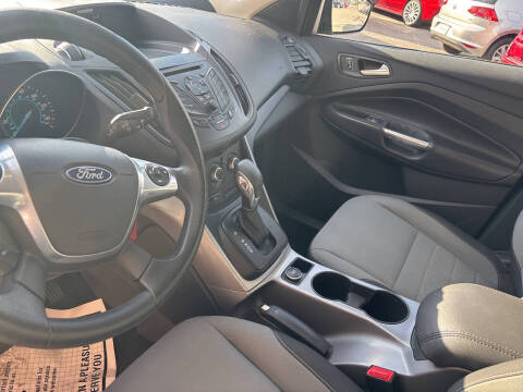 2016 Ford Escape SE
