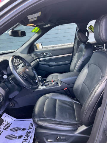 2018 Ford Explorer XLT