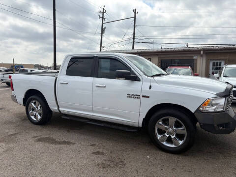 2017 RAM 1500 SLT
