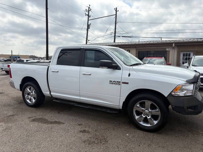 2017 RAM 1500 SLT