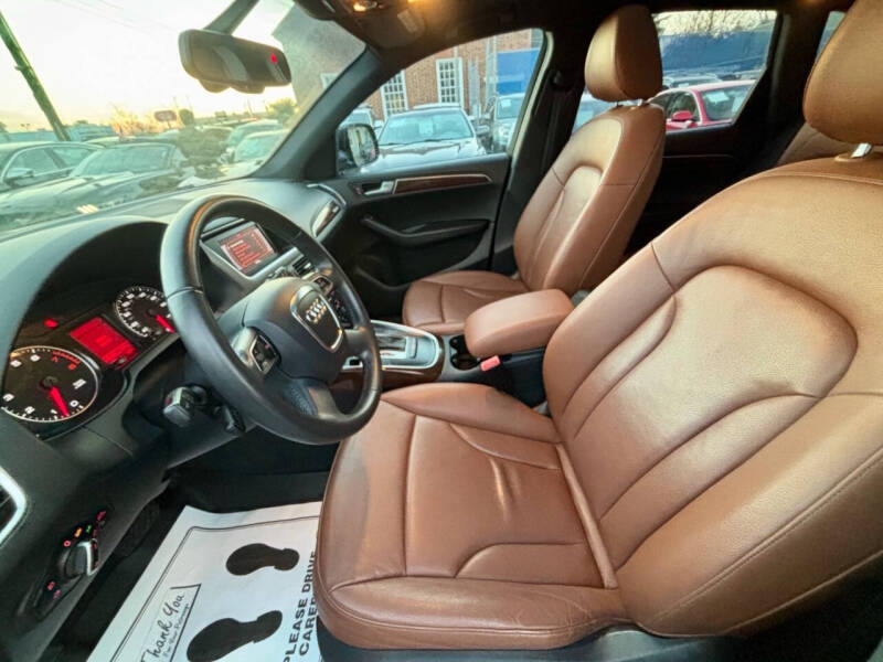 2012 Audi Q5 2.0T quattro Premium Plus