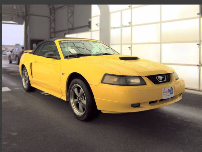 2002 Ford Mustang GT Deluxe