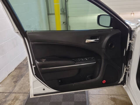 2013 Dodge Charger SXT