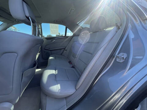 2010 Mercedes-Benz E-Class