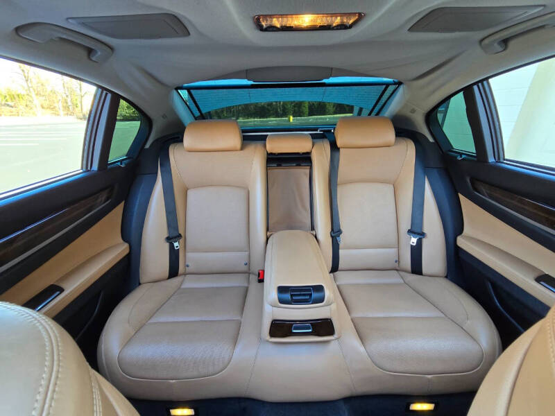 2013 BMW 7 Series 750Li xDrive