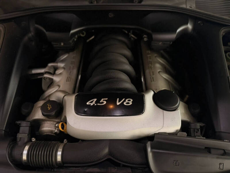 2004 Porsche Cayenne S