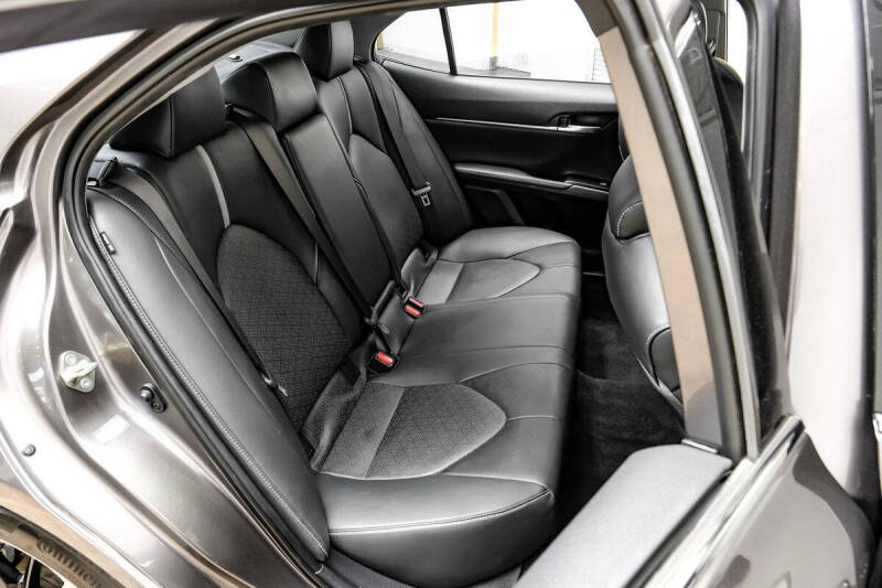 2019 Toyota Camry XSE