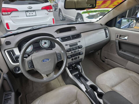 2008 Ford Focus SES
