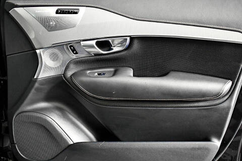 2022 Volvo XC90 Recharge T8 R-Design