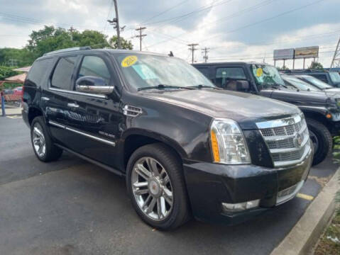 2013 Cadillac Escalade for sale at Tri City Auto Mart in Lexington KY