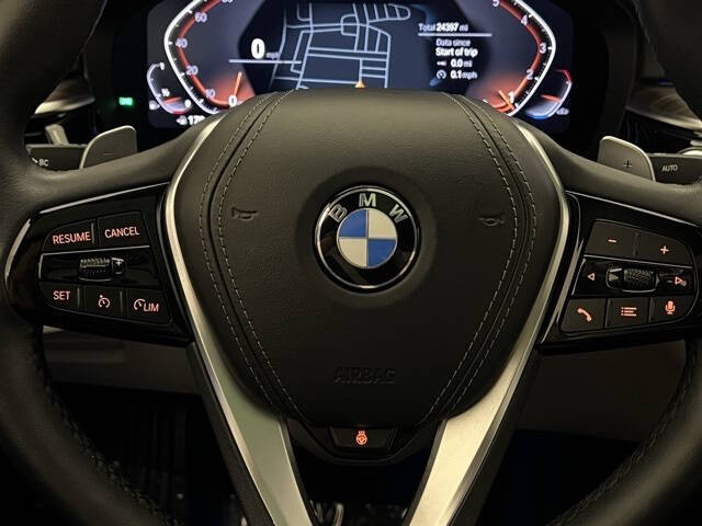 2022 BMW 5 Series 530i