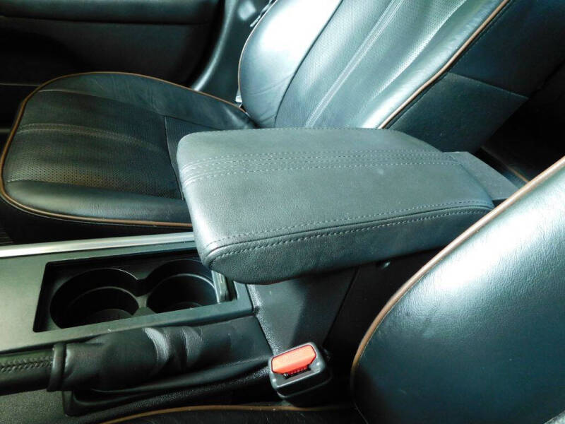2011 Lincoln MKZ