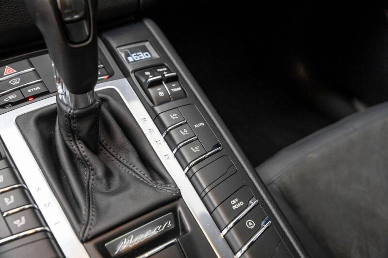 2016 Porsche Macan S