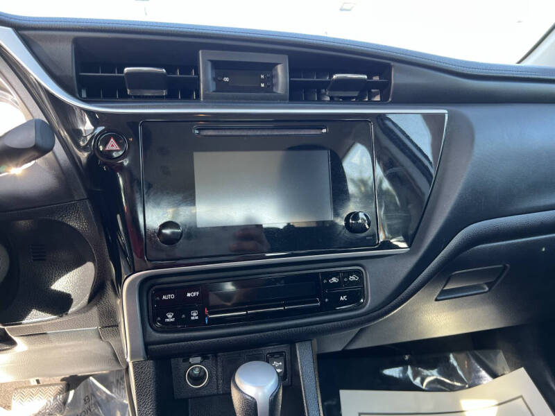 2019 Toyota Corolla LE