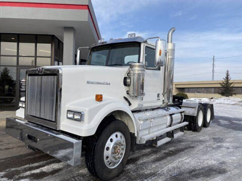 2020 Western Star 4900 SF