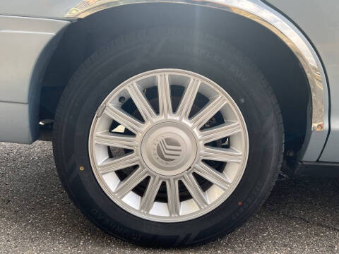 2010 Mercury Grand Marquis LS