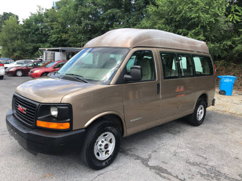2004 GMC Savana for sale at J & J Autoville Inc. in Roanoke VA