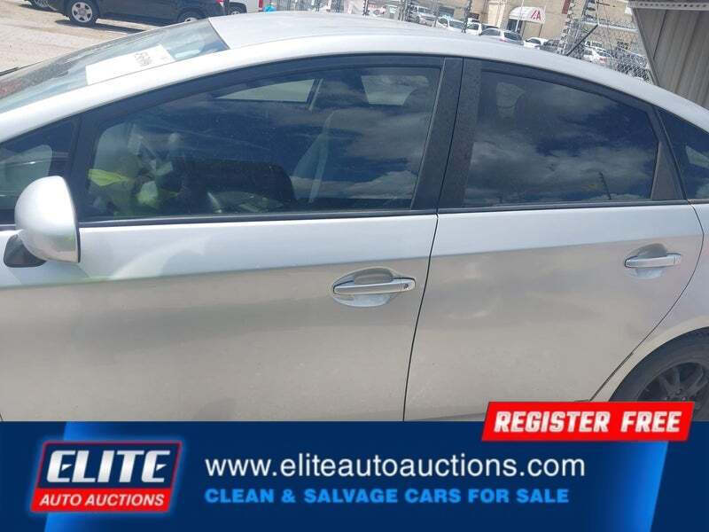 2012 Toyota Prius Two