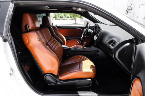2016 Dodge Challenger SRT 392