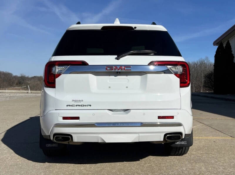 2020 GMC Acadia Denali