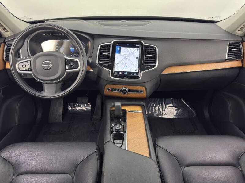 2022 Volvo XC90 Recharge T8 Inscription Expression 6P