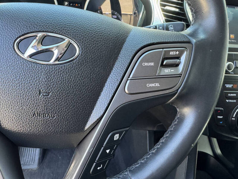 2017 Hyundai Santa Fe