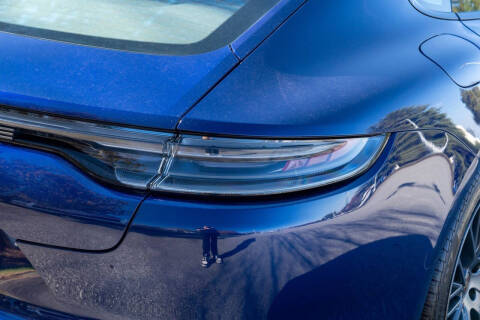 2023 Porsche Panamera Platinum Edition