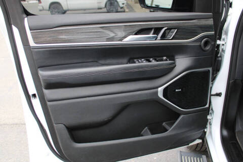 2022 Jeep Wagoneer Series III