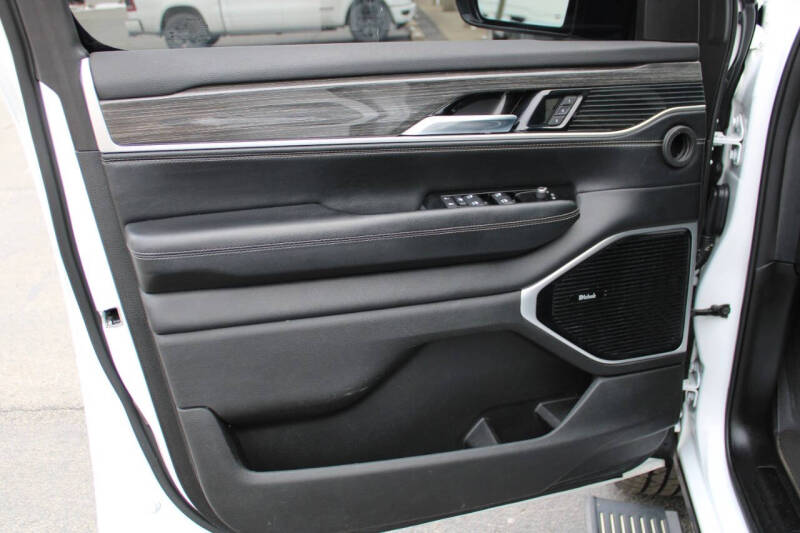 2022 Jeep Wagoneer Series III