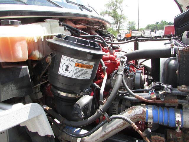 2014 Freightliner M2 106