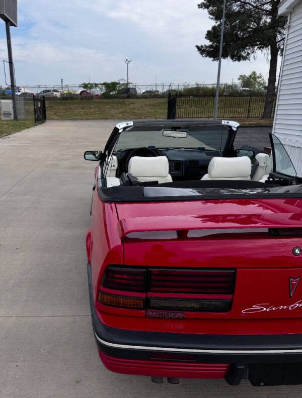 1991 Pontiac Sunbird LE