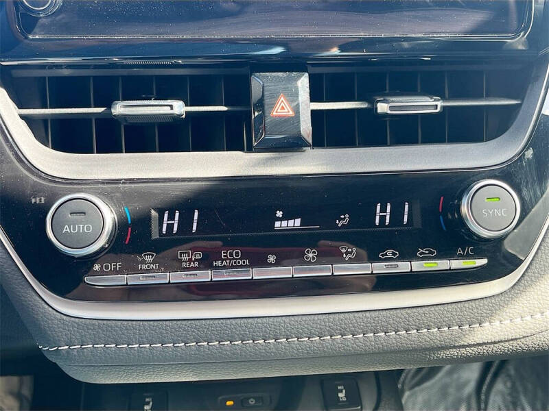 2024 Toyota Corolla Hatchback XSE