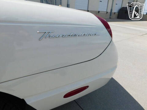 2002 Ford Thunderbird Deluxe